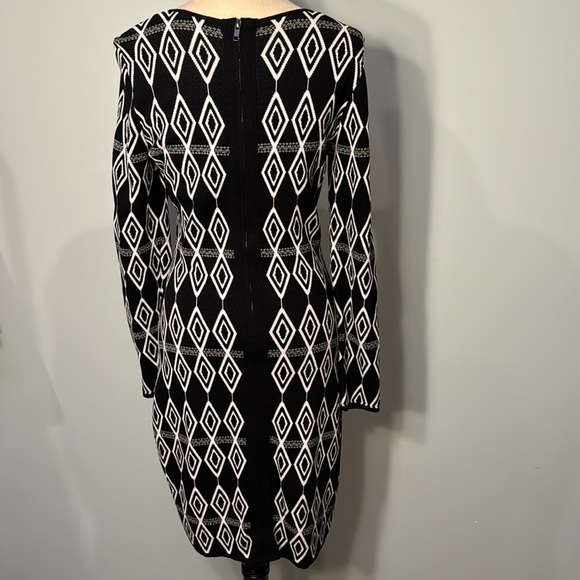 Badgley Mischka black and white diamond sweater dress Size L - Picture 5 of 5